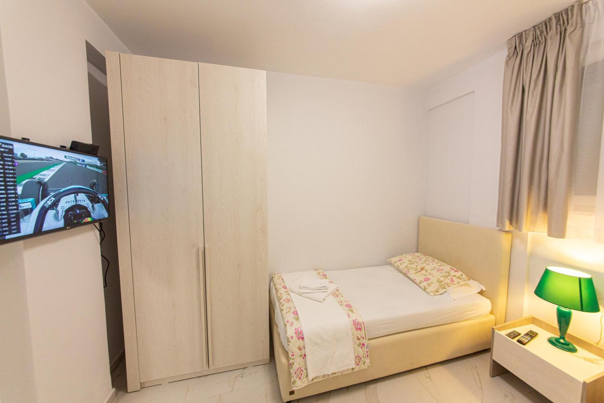 Luxury Villa 2 Vlore Bagian luar foto