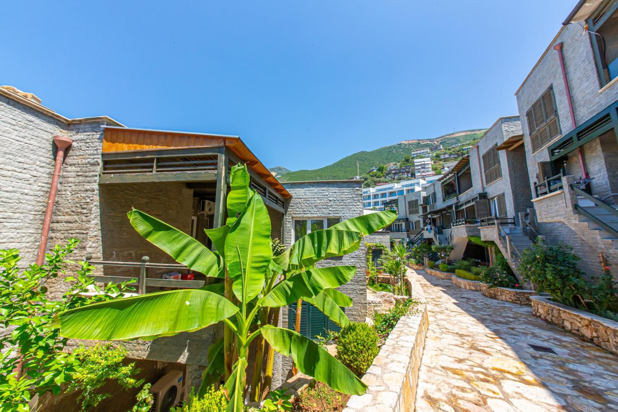 Luxury Villa 2 Vlore Bagian luar foto
